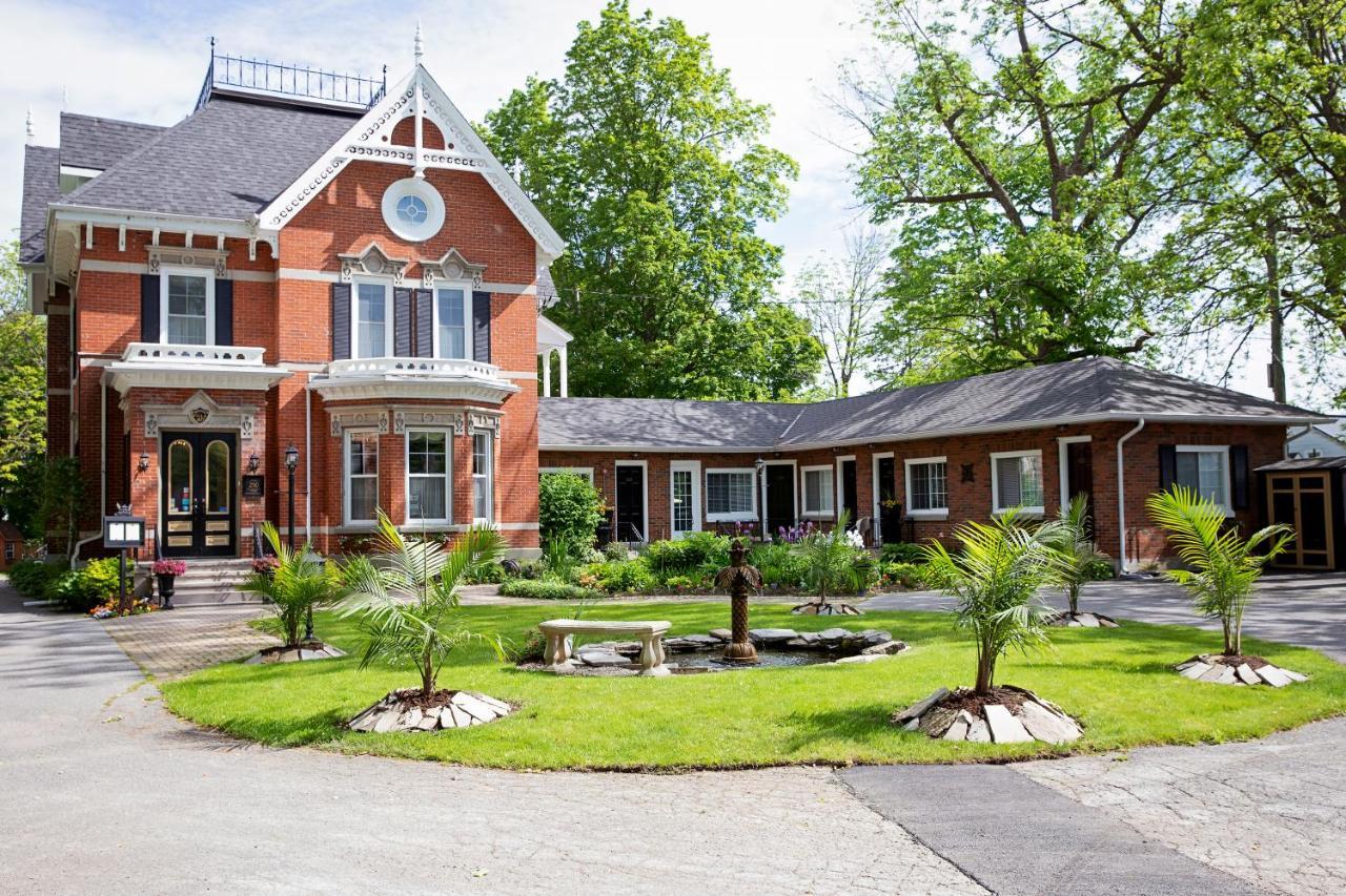 The Woodview Inn ガナノクエ エクステリア 写真